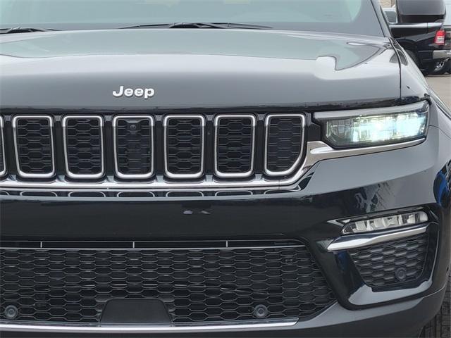 new 2024 Jeep Grand Cherokee car, priced at $52,405