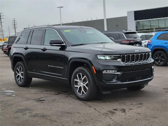 new 2024 Jeep Grand Cherokee car, priced at $52,405