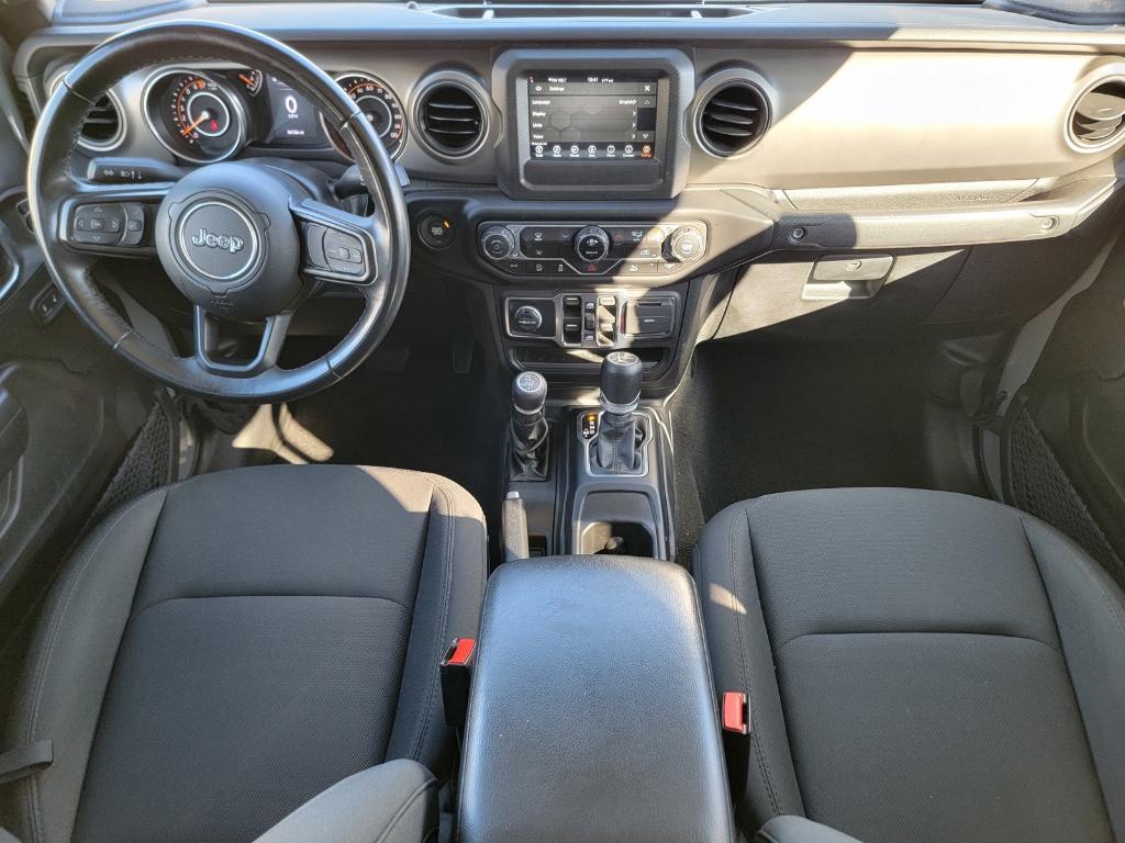 used 2022 Jeep Gladiator car, priced at $35,166