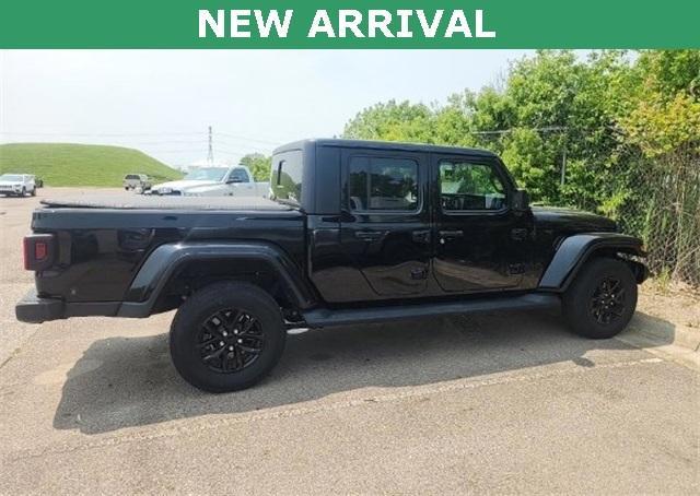 used 2022 Jeep Gladiator car, priced at $29,651