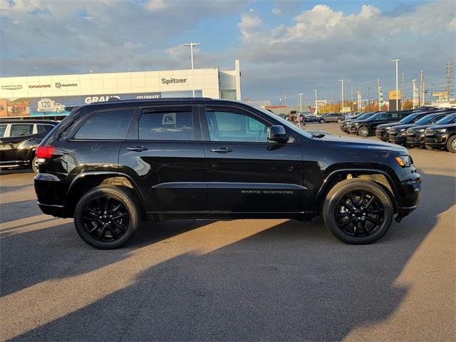 used 2021 Jeep Grand Cherokee car, priced at $28,559