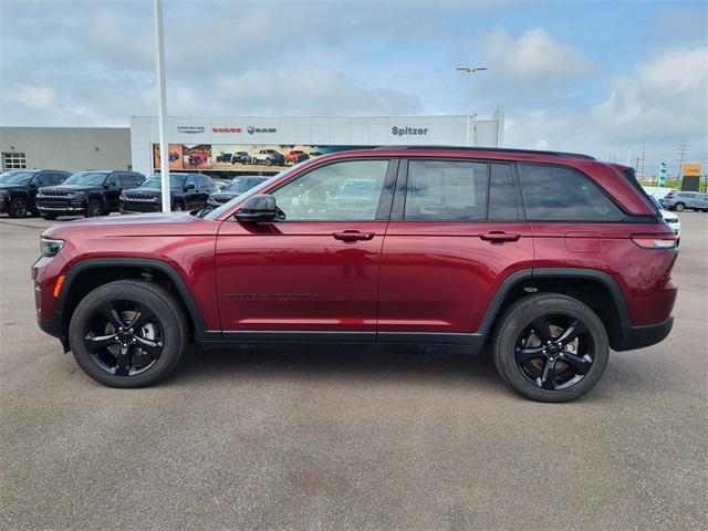 used 2022 Jeep Grand Cherokee car, priced at $33,333
