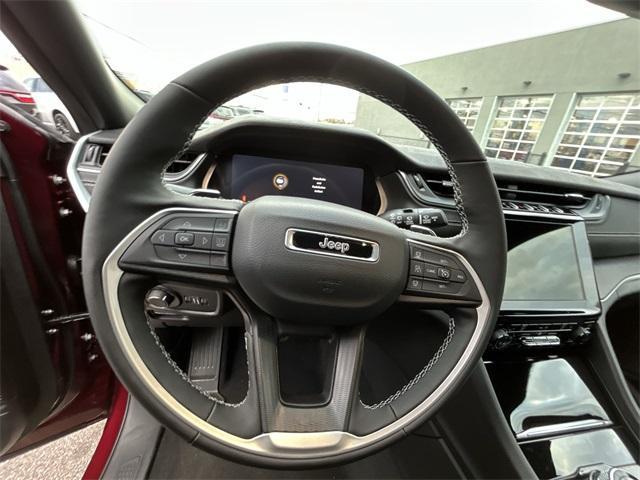 new 2025 Jeep Grand Cherokee car, priced at $44,170