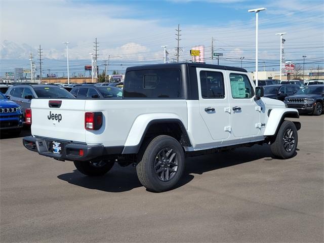 new 2024 Jeep Gladiator car, priced at $38,273