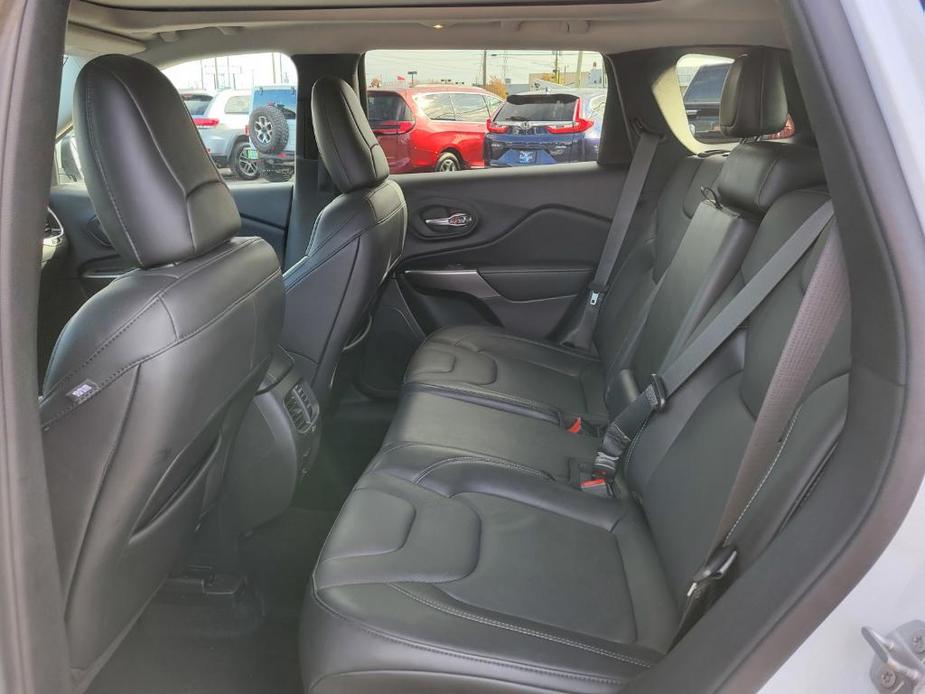 used 2021 Jeep Cherokee car, priced at $23,333