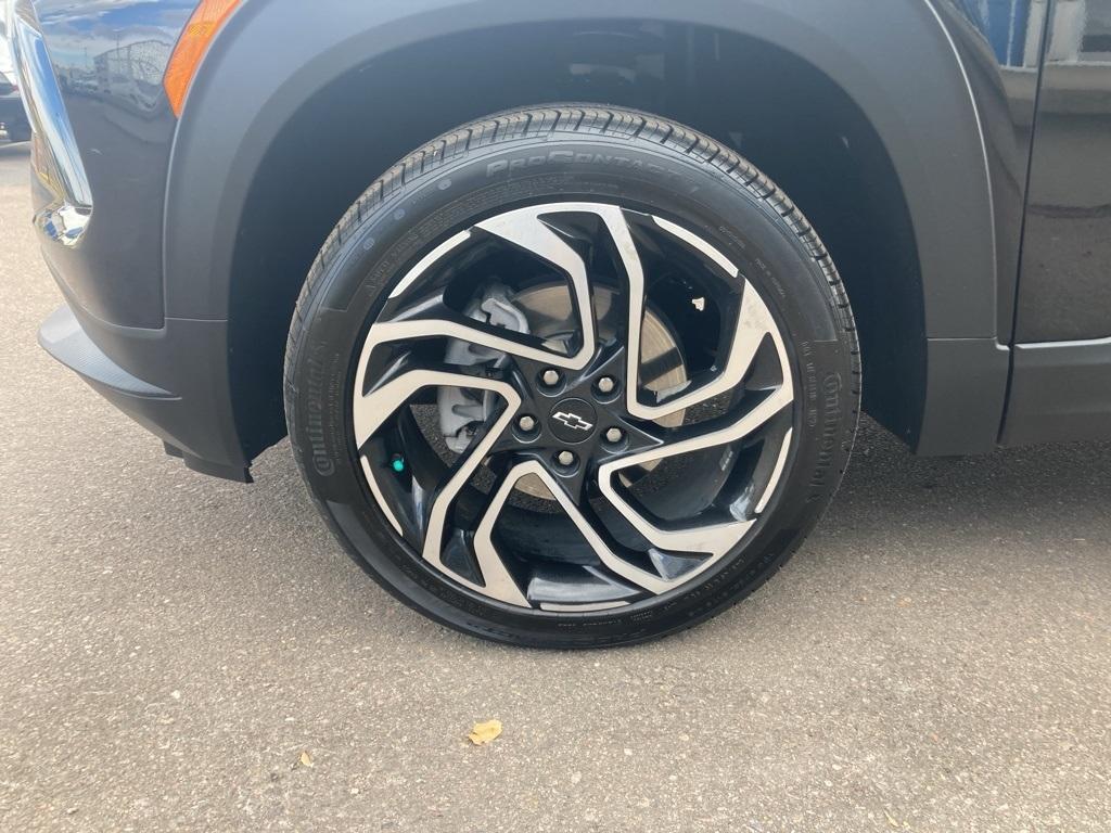 used 2024 Chevrolet TrailBlazer car, priced at $29,999