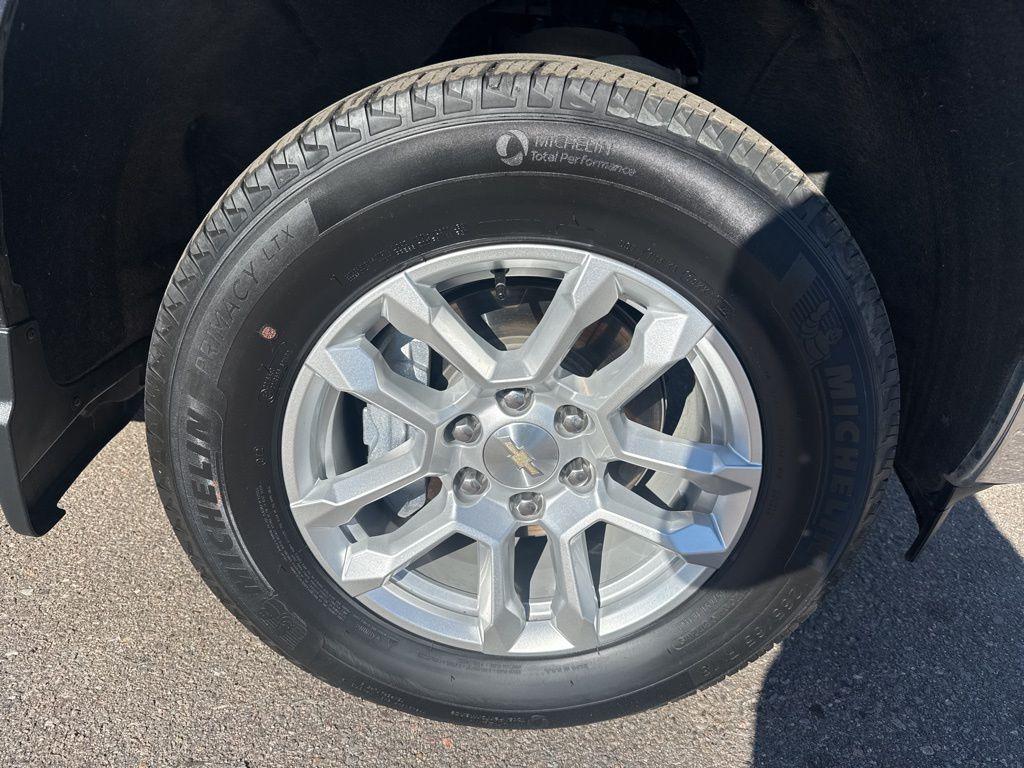 used 2022 Chevrolet Silverado 1500 car, priced at $32,999