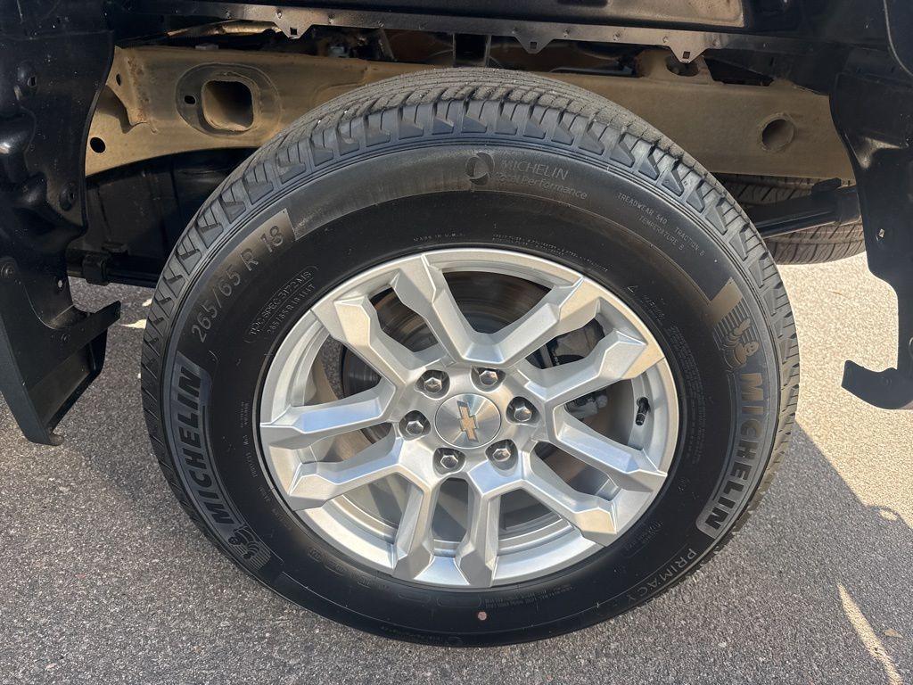 used 2022 Chevrolet Silverado 1500 car, priced at $32,999