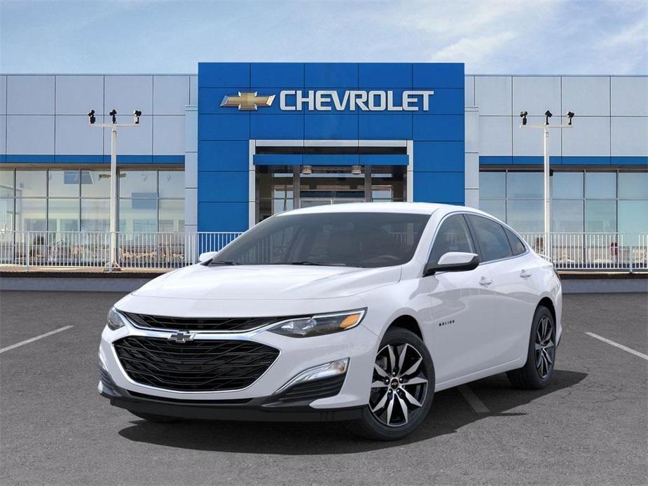 new 2024 Chevrolet Malibu car, priced at $25,392