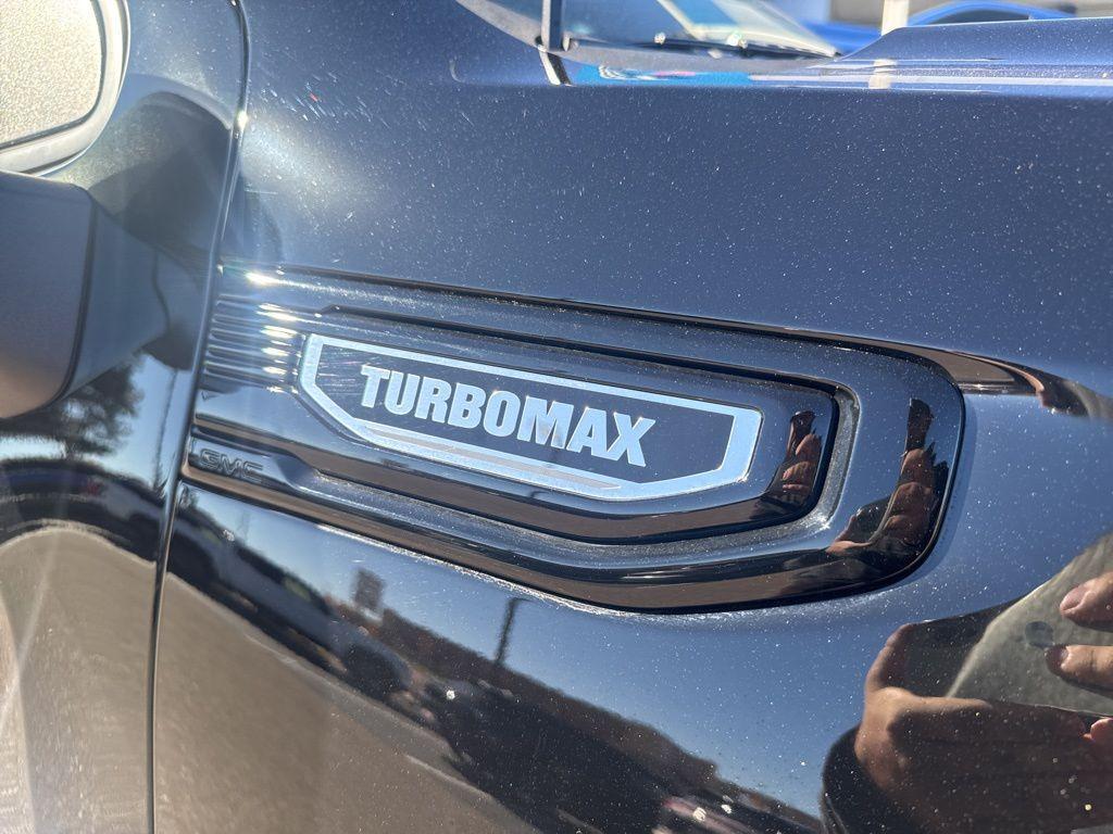 used 2024 GMC Sierra 1500 car, priced at $43,300