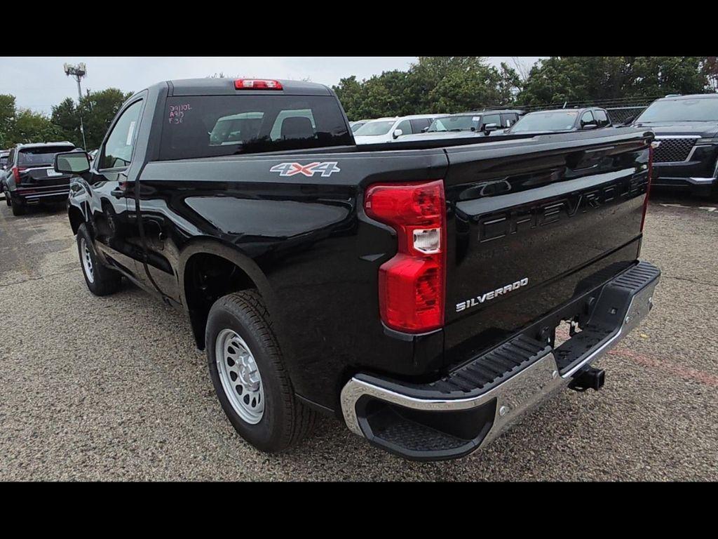 used 2025 Chevrolet Silverado 1500 car, priced at $37,999