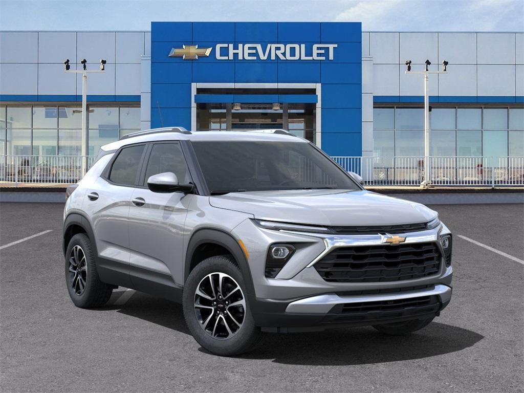 new 2025 Chevrolet TrailBlazer car, priced at $28,074