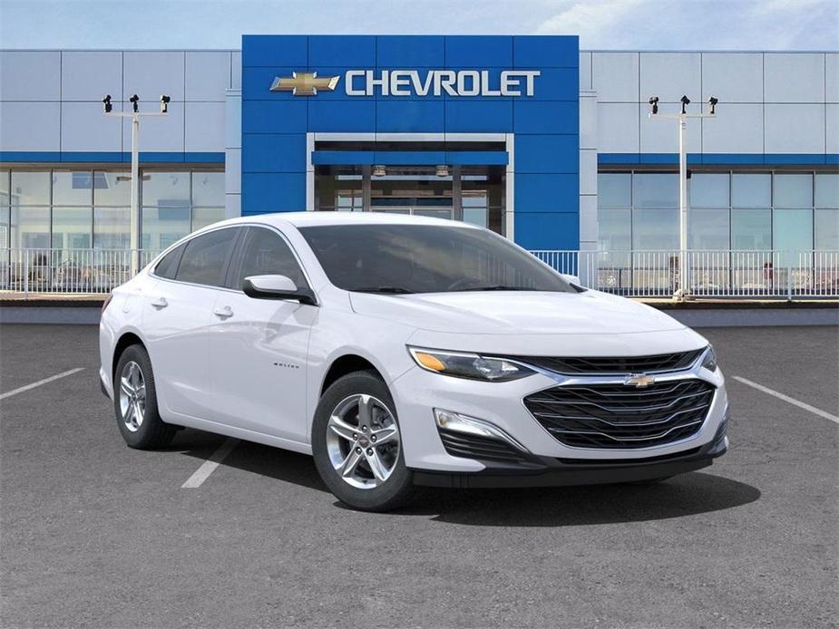 new 2025 Chevrolet Malibu car, priced at $27,584