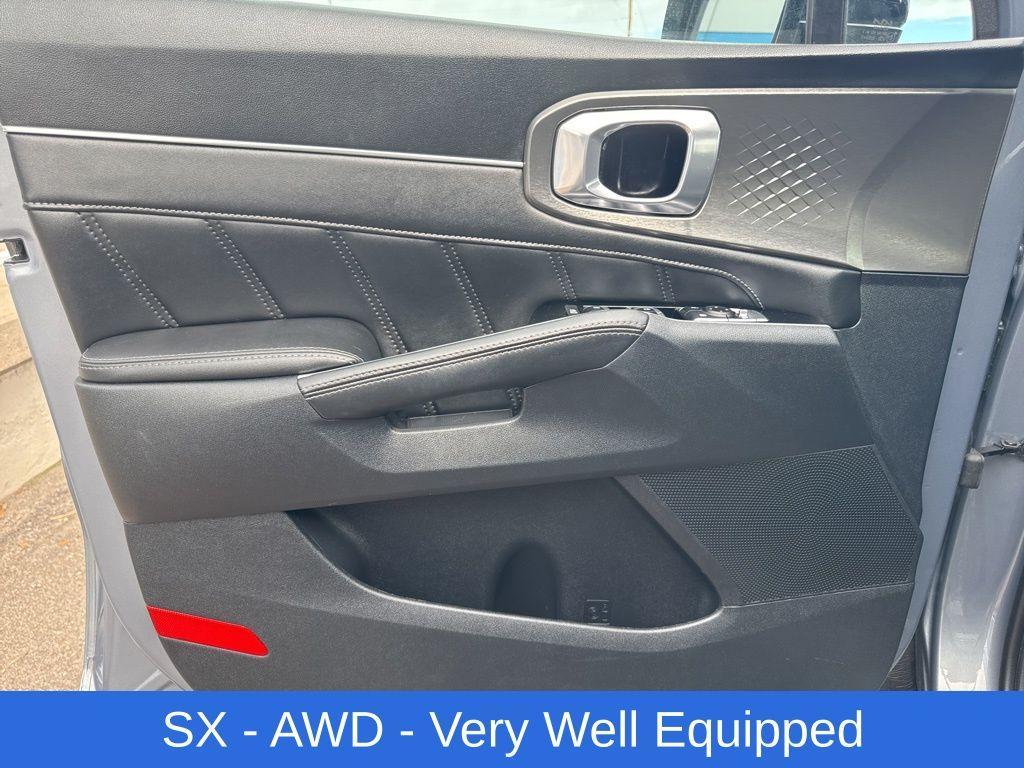 used 2023 Kia Sorento car, priced at $29,999