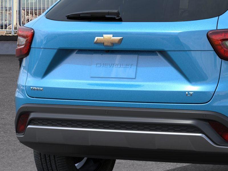 new 2025 Chevrolet Trax car, priced at $23,979