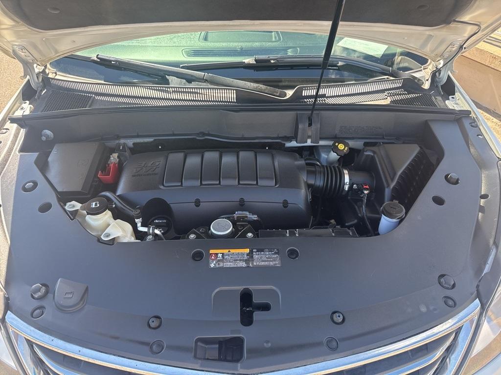 used 2015 Chevrolet Traverse car, priced at $11,999