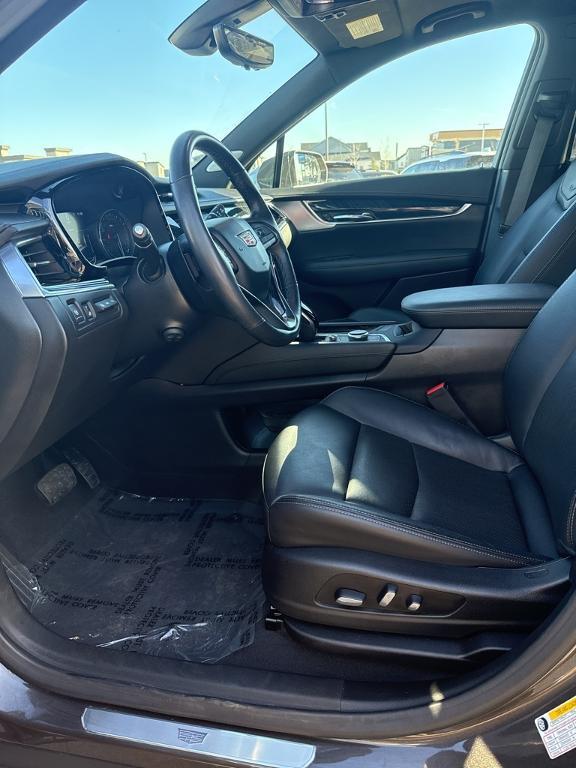 used 2020 Cadillac XT6 car, priced at $35,999