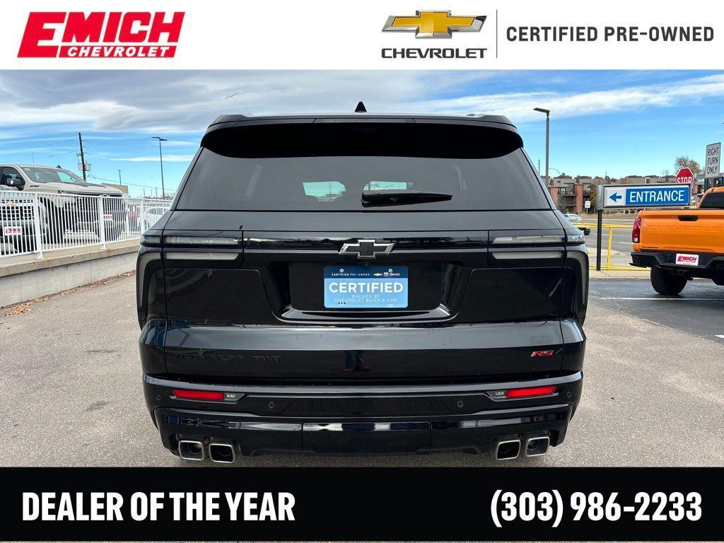 used 2024 Chevrolet Traverse car, priced at $53,699