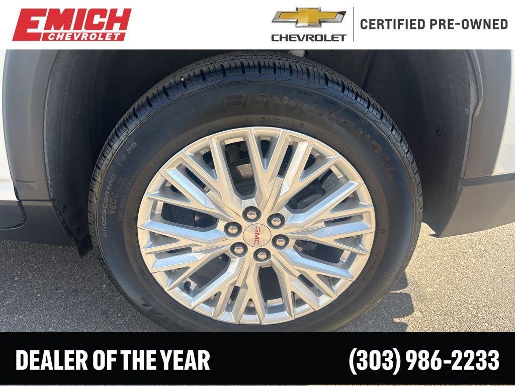 used 2024 GMC Acadia car, priced at $38,399