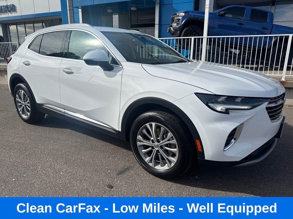 used 2022 Buick Envision car, priced at $24,999