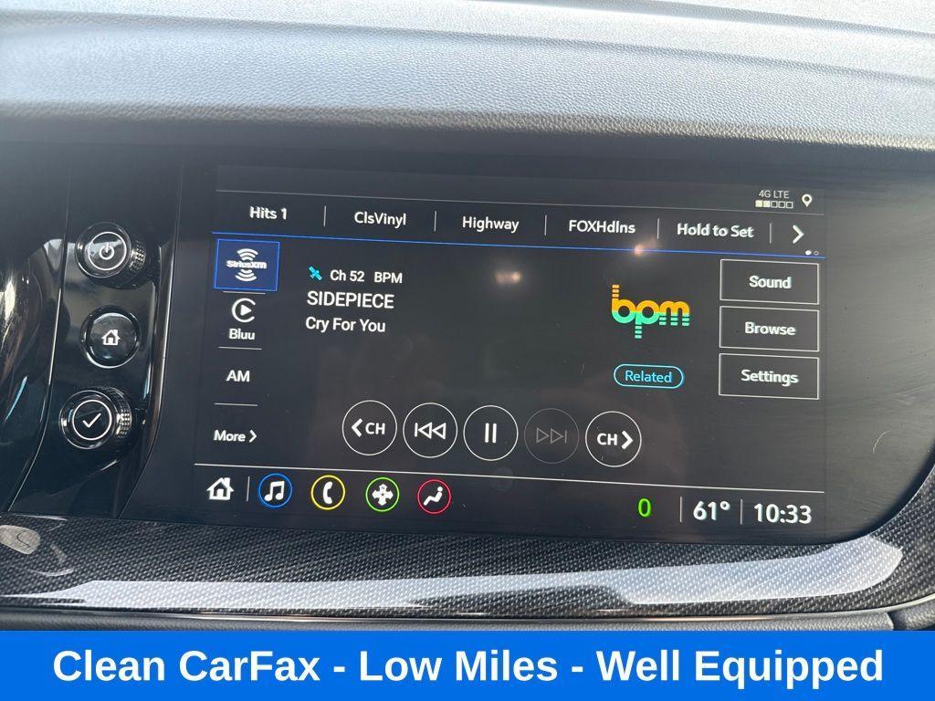 used 2022 Buick Envision car, priced at $24,999