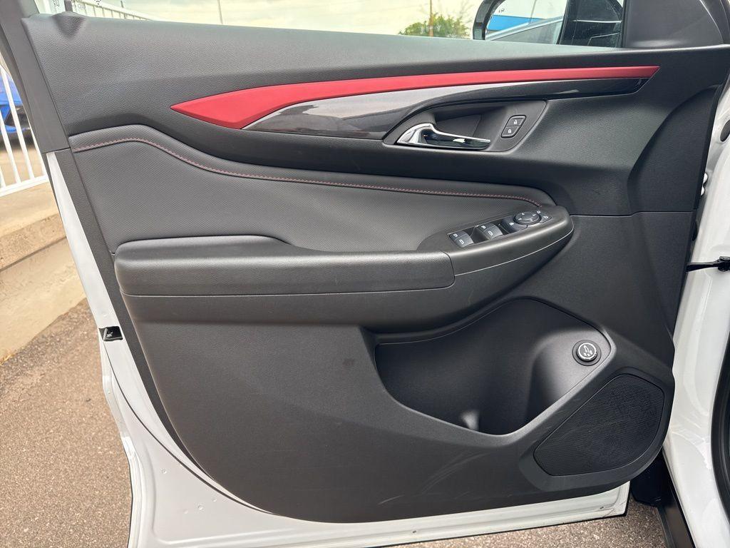 used 2025 Chevrolet TrailBlazer car, priced at $28,999