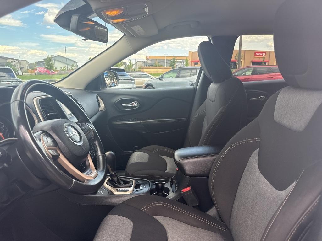 used 2016 Jeep Cherokee car, priced at $12,999
