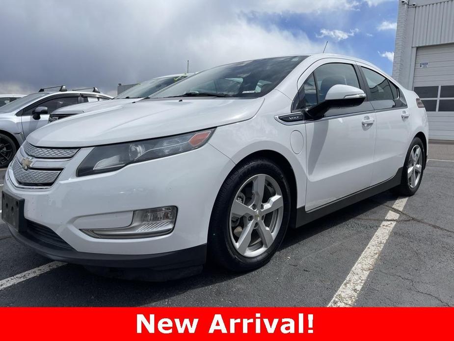 used 2014 Chevrolet Volt car, priced at $10,399