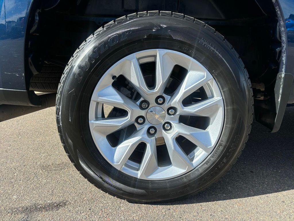 used 2022 Chevrolet Silverado 1500 car, priced at $31,999