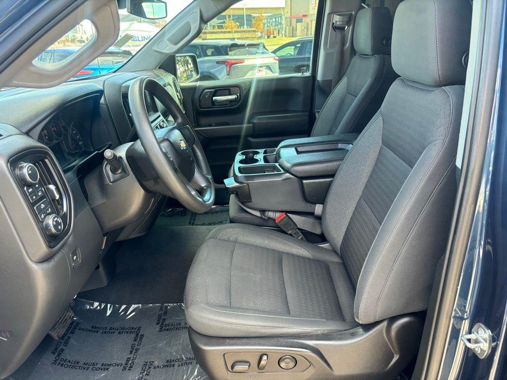 used 2022 Chevrolet Silverado 1500 car, priced at $31,999