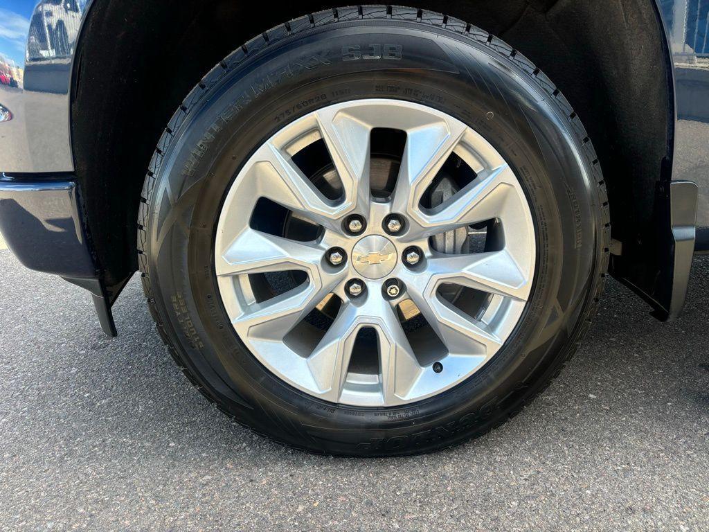 used 2022 Chevrolet Silverado 1500 car, priced at $31,999
