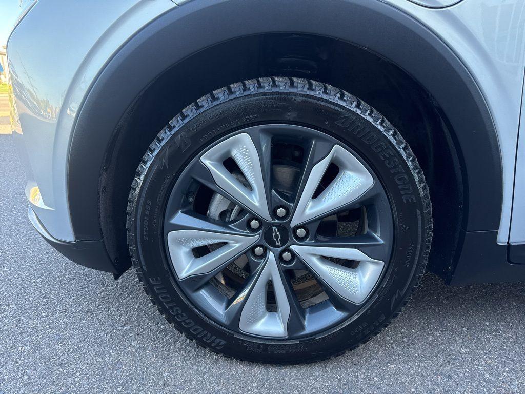 used 2022 Chevrolet Bolt EUV car, priced at $17,799