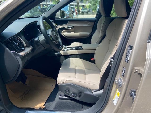 new 2026 Volvo XC90 car, priced at $70,595