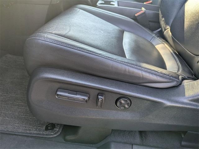 used 2023 Honda Odyssey car, priced at $34,998