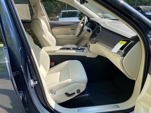 new 2025 Volvo XC90 car, priced at $67,305