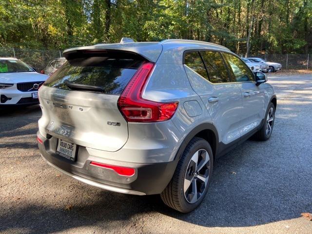 new 2025 Volvo XC40 car, priced at $45,800