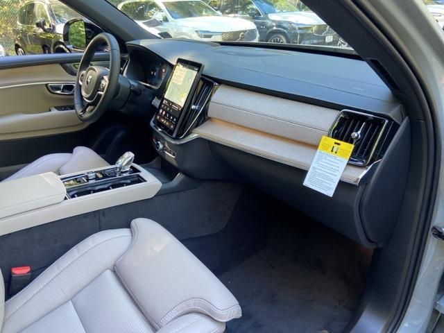 new 2026 Volvo XC90 Plug-In Hybrid car, priced at $85,580