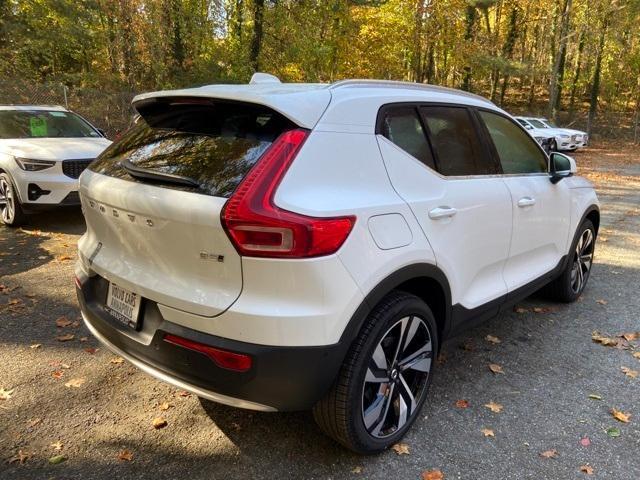 new 2025 Volvo XC40 car, priced at $49,790