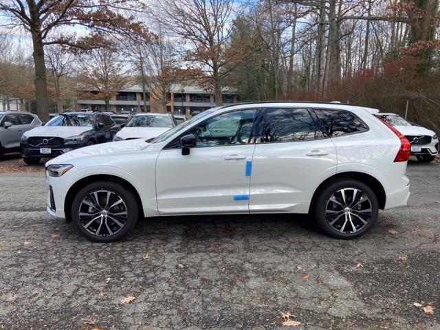 new 2025 Volvo XC60 car, priced at $55,335