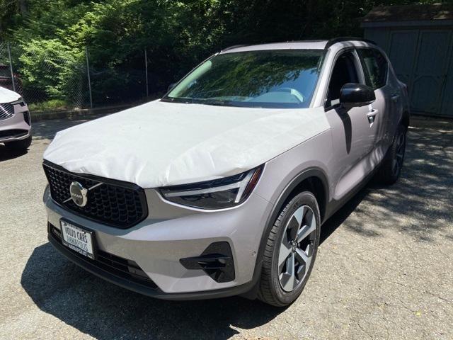 new 2026 Volvo XC40 car, priced at $50,150