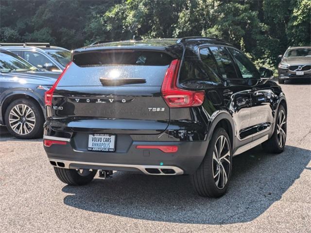 used 2020 Volvo XC40 car, priced at $21,499