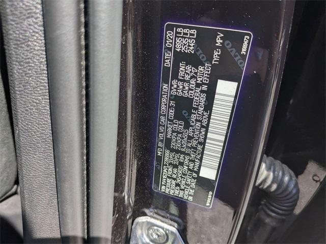 used 2020 Volvo XC40 car, priced at $21,499