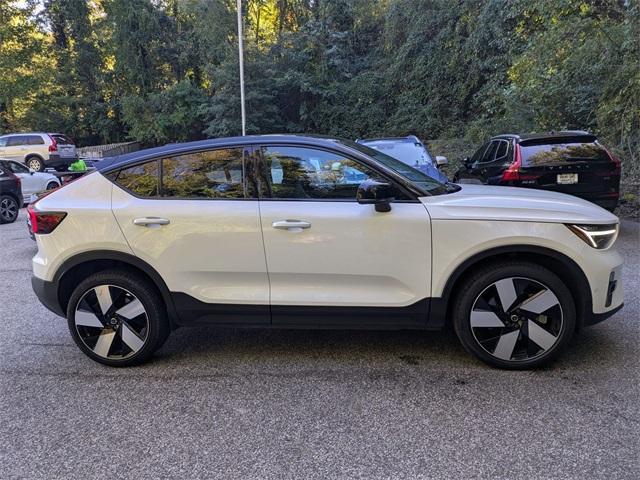used 2022 Volvo C40 Recharge Pure Electric car, priced at $26,772