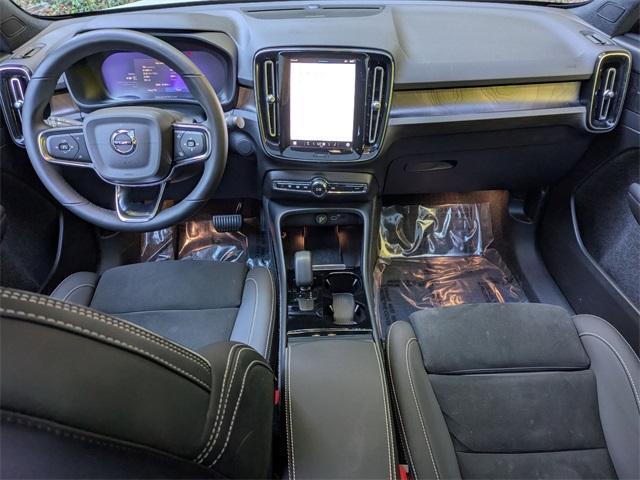 used 2022 Volvo C40 Recharge Pure Electric car, priced at $26,772