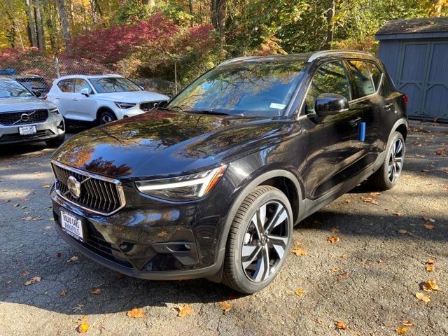 new 2025 Volvo XC40 car, priced at $49,790