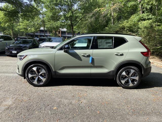 new 2025 Volvo XC40 car, priced at $49,115