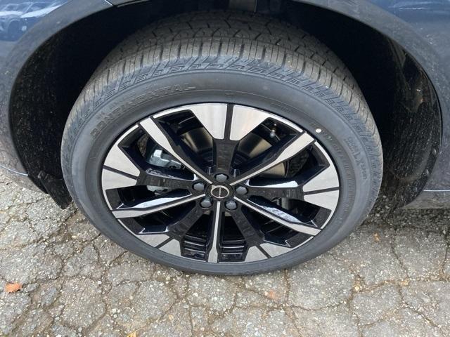 new 2026 Volvo XC60 car, priced at $57,145