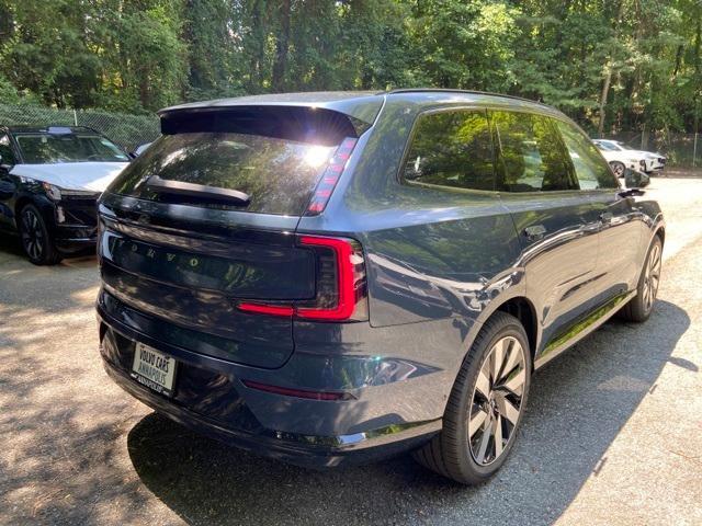 new 2025 Volvo EX90 car, priced at $86,735