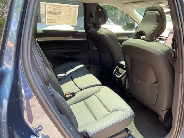 new 2025 Volvo EX90 car, priced at $86,735