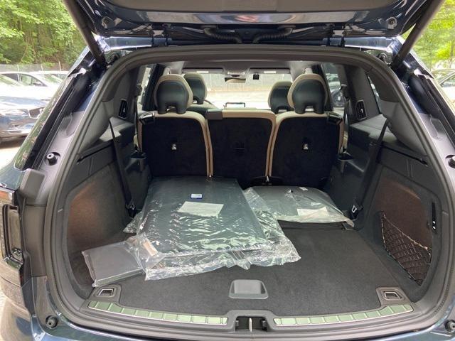 new 2025 Volvo EX90 car, priced at $91,735